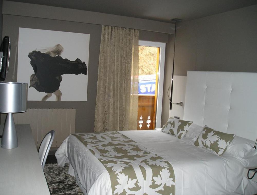 Xalet Bringue Hotel エル・セラー エクステリア 写真